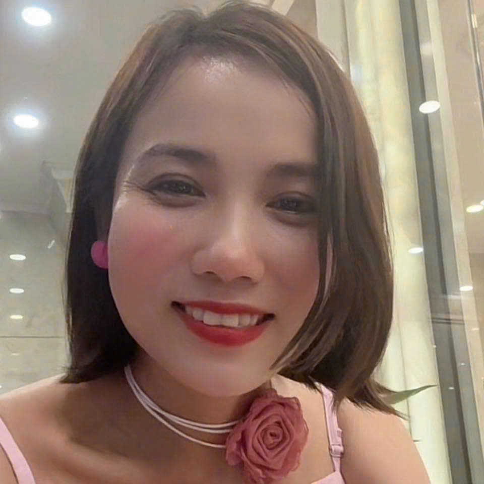 MS. HOA