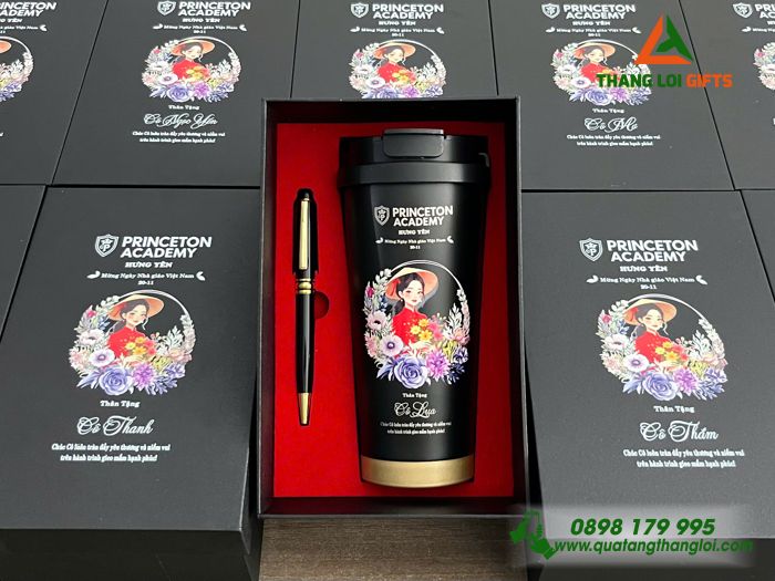 Bộ qu&agrave; tặng Ly giữ nhiệt + B&uacute;t in khắc t&ecirc;n thầy c&ocirc; theo y&ecirc;u cầu