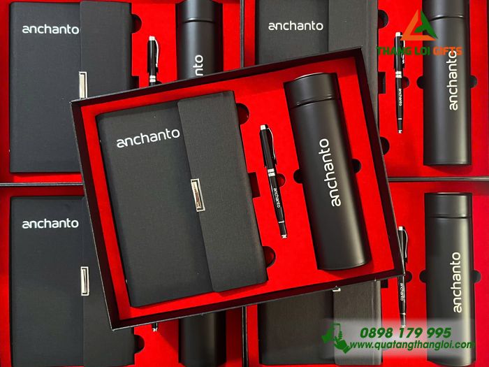 Set quà tặng cho nhân viên mới của công ty