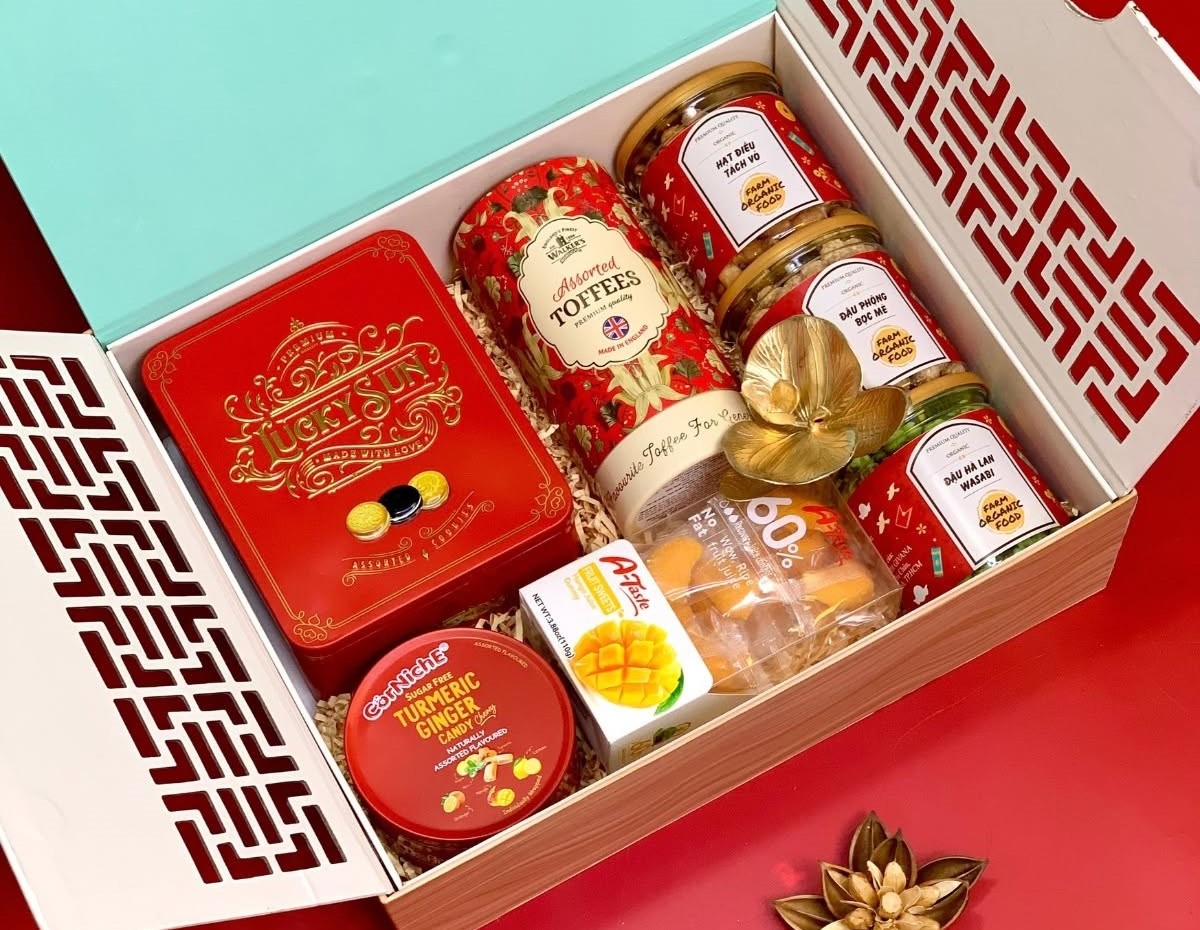 Set qu&agrave; tặng Tết truyền thống in logo c&ocirc;ng ty