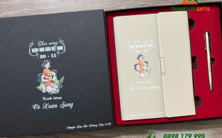 Quà tặng 20/11 giá rẻ: Bộ sổ tay + bút cao cấp khắc tên
