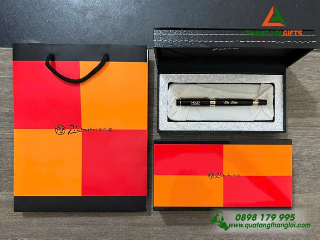 Bút ký Picasso chính hãng in khắc tên BK-11