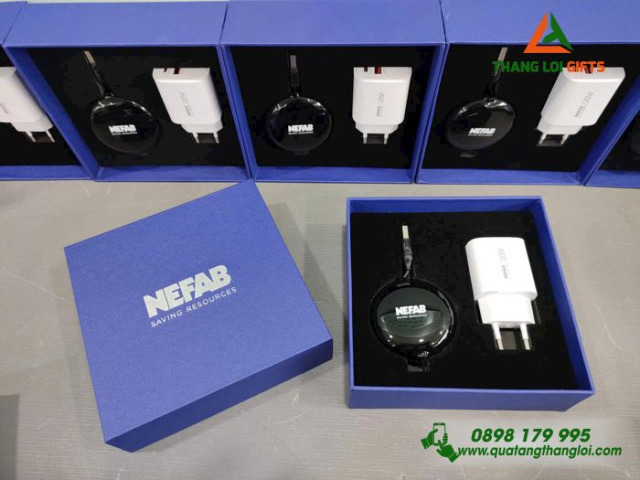 Bộ quà tặng Cáp sạc đa năng+ Củ sạc GS-09