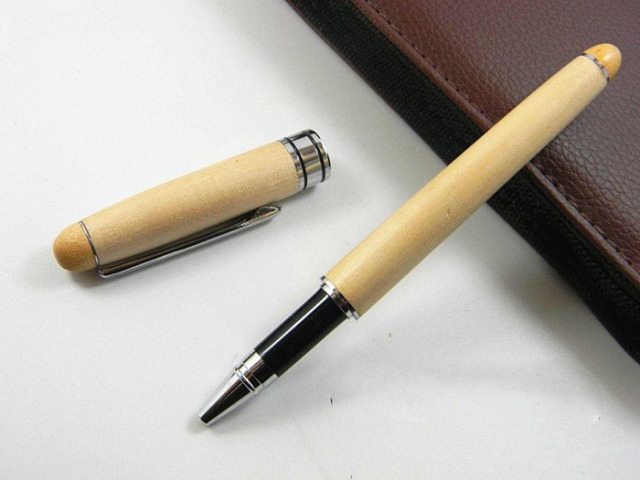 Bút gỗ cài kim loại nắp đẩy BK-12