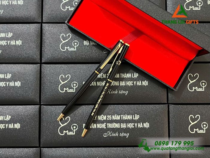 Bút xoay khắc tên làm quà tặng thầy cô cao cấp