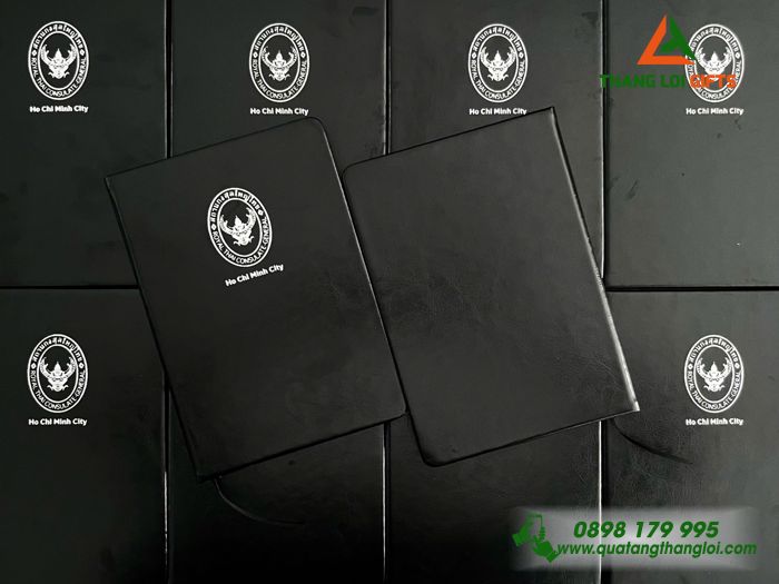 Sổ tay ép kim logo công ty theo yêu cầu