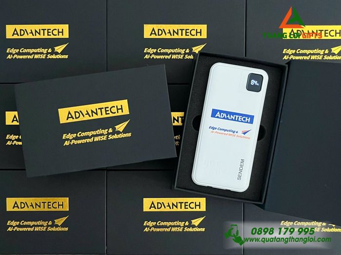 Sạc dự ph&ograve;ng in ấn logo c&ocirc;ng ty theo y&ecirc;u cầu l&agrave;m qu&agrave; tặng