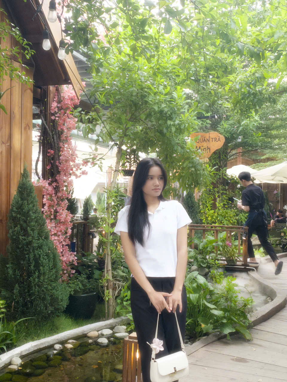 MS. QUYNH